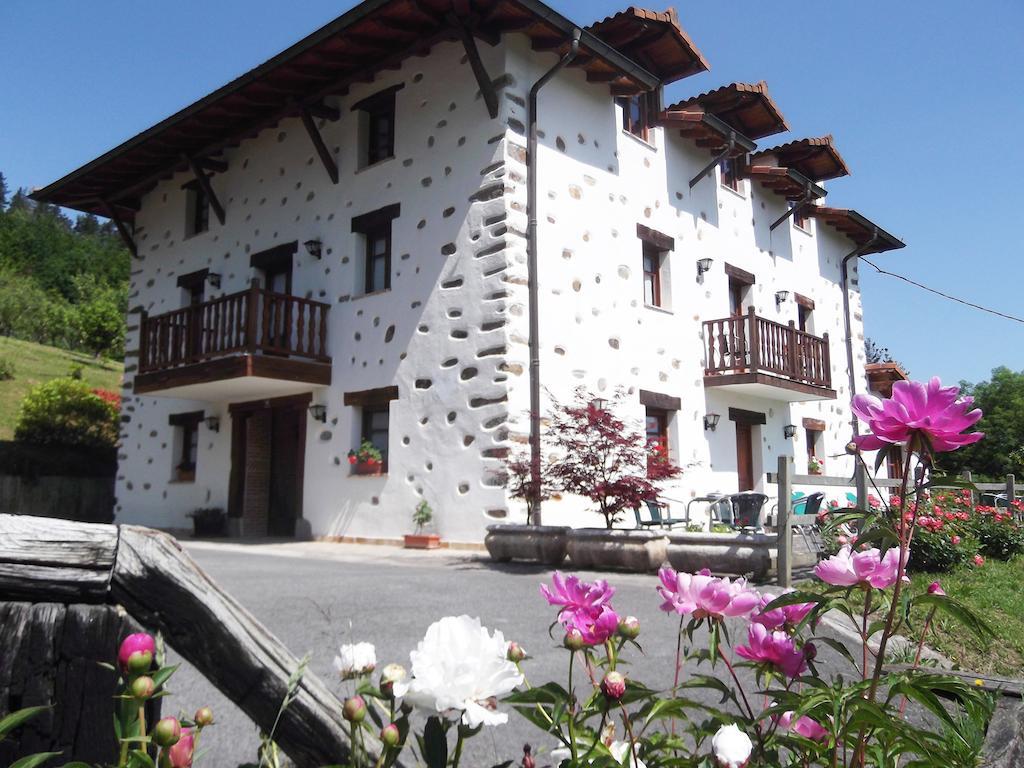 Hotel Casa Rural Madariaga Artea Exterior foto
